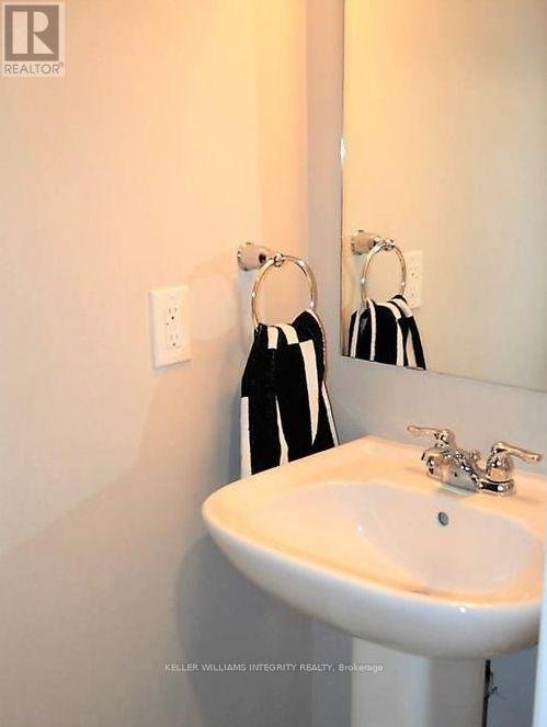 928 FAMEFLOWER STREET - Photo 7