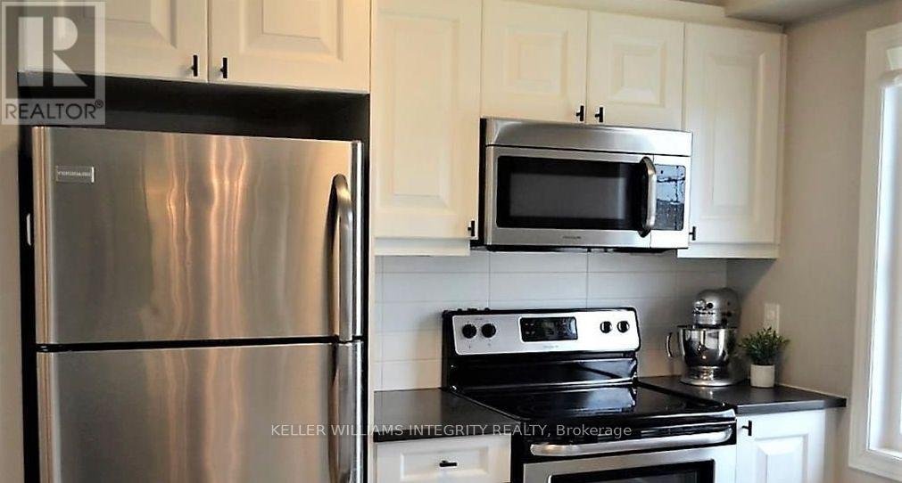 928 FAMEFLOWER STREET - Photo 12