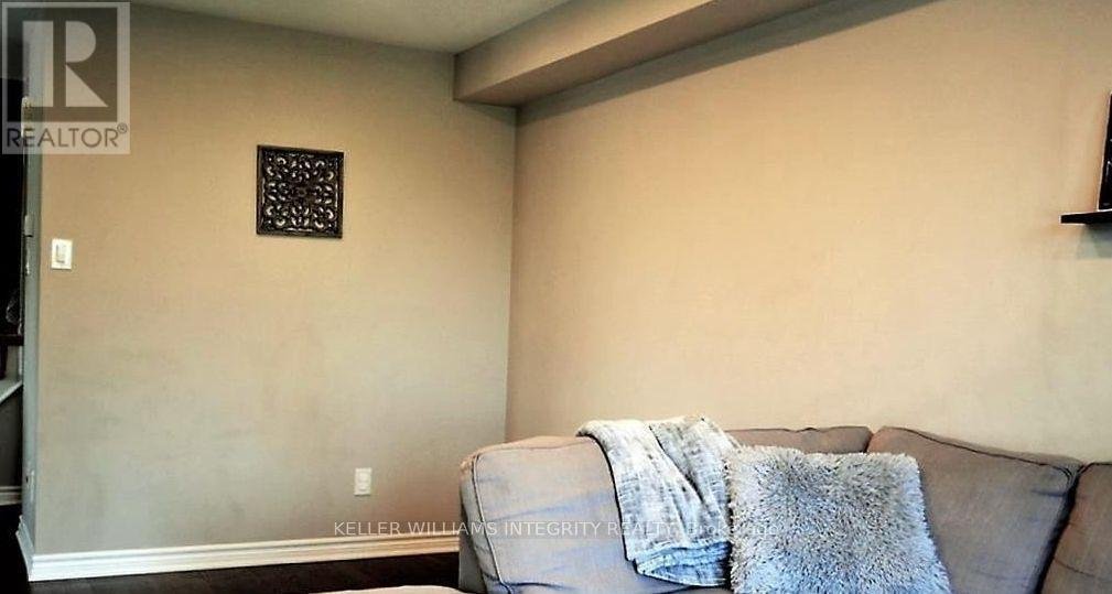 928 FAMEFLOWER STREET - Photo 15