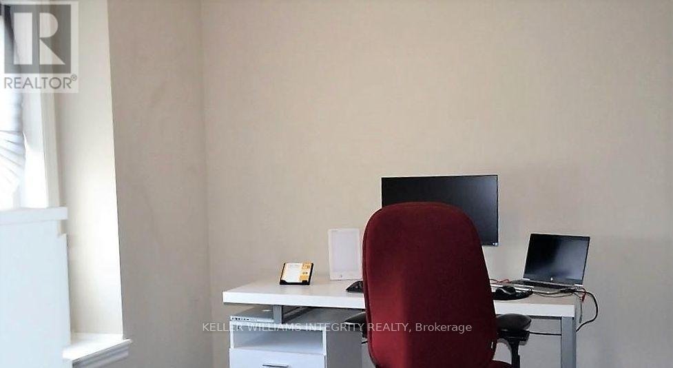 928 FAMEFLOWER STREET - Photo 20