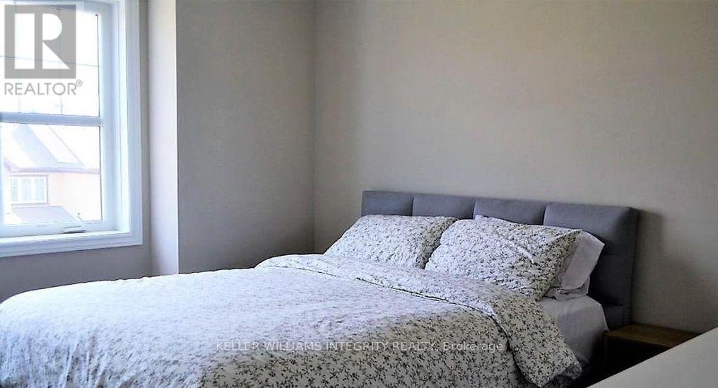 928 FAMEFLOWER STREET - Photo 21