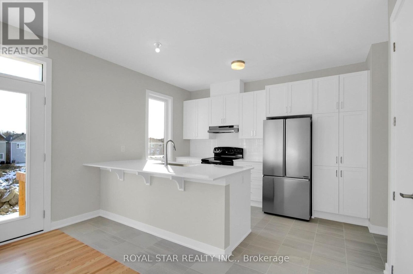 200 BEEBALM CRESCENT N - Photo 8