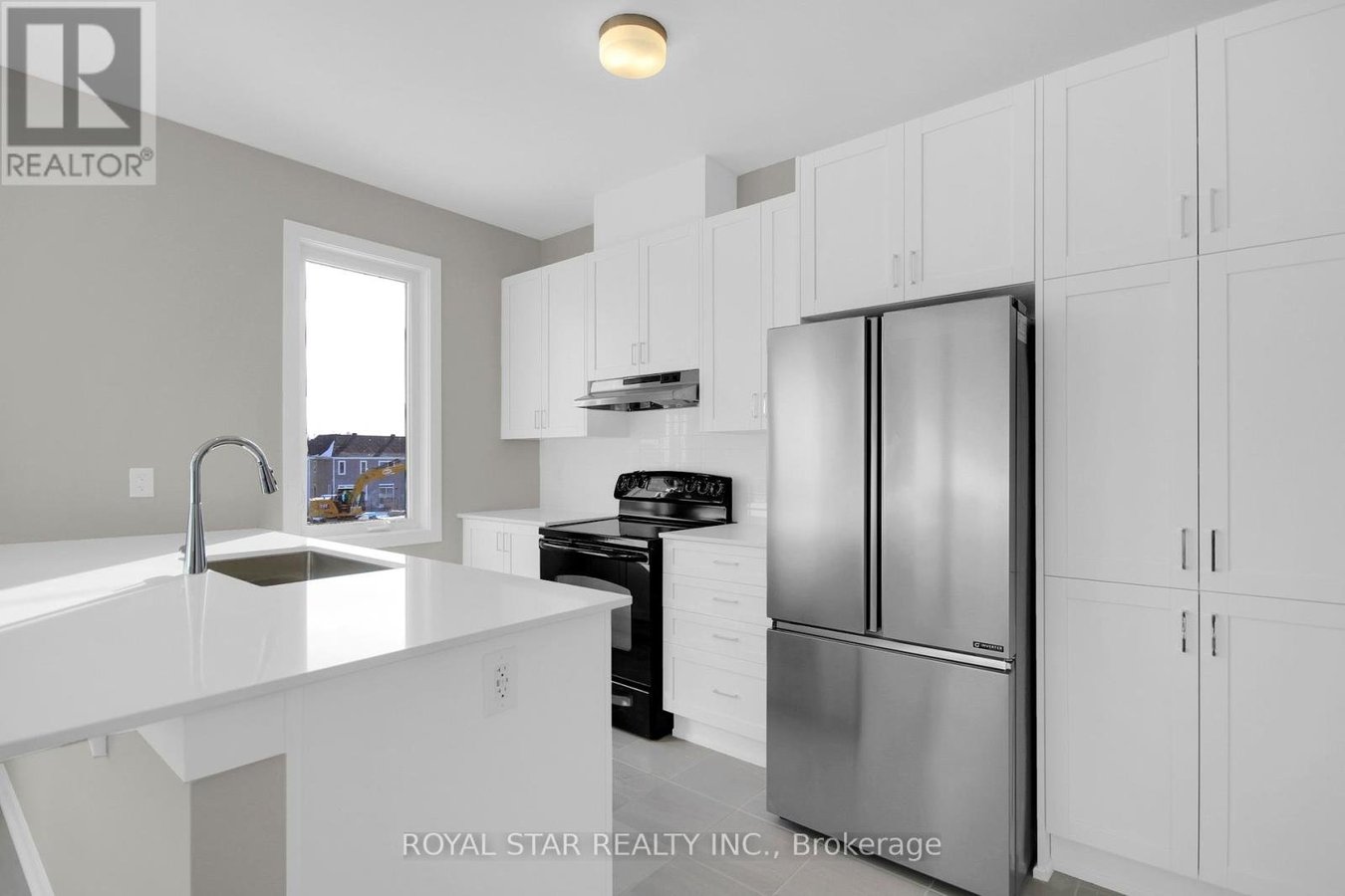 200 BEEBALM CRESCENT N - Photo 11