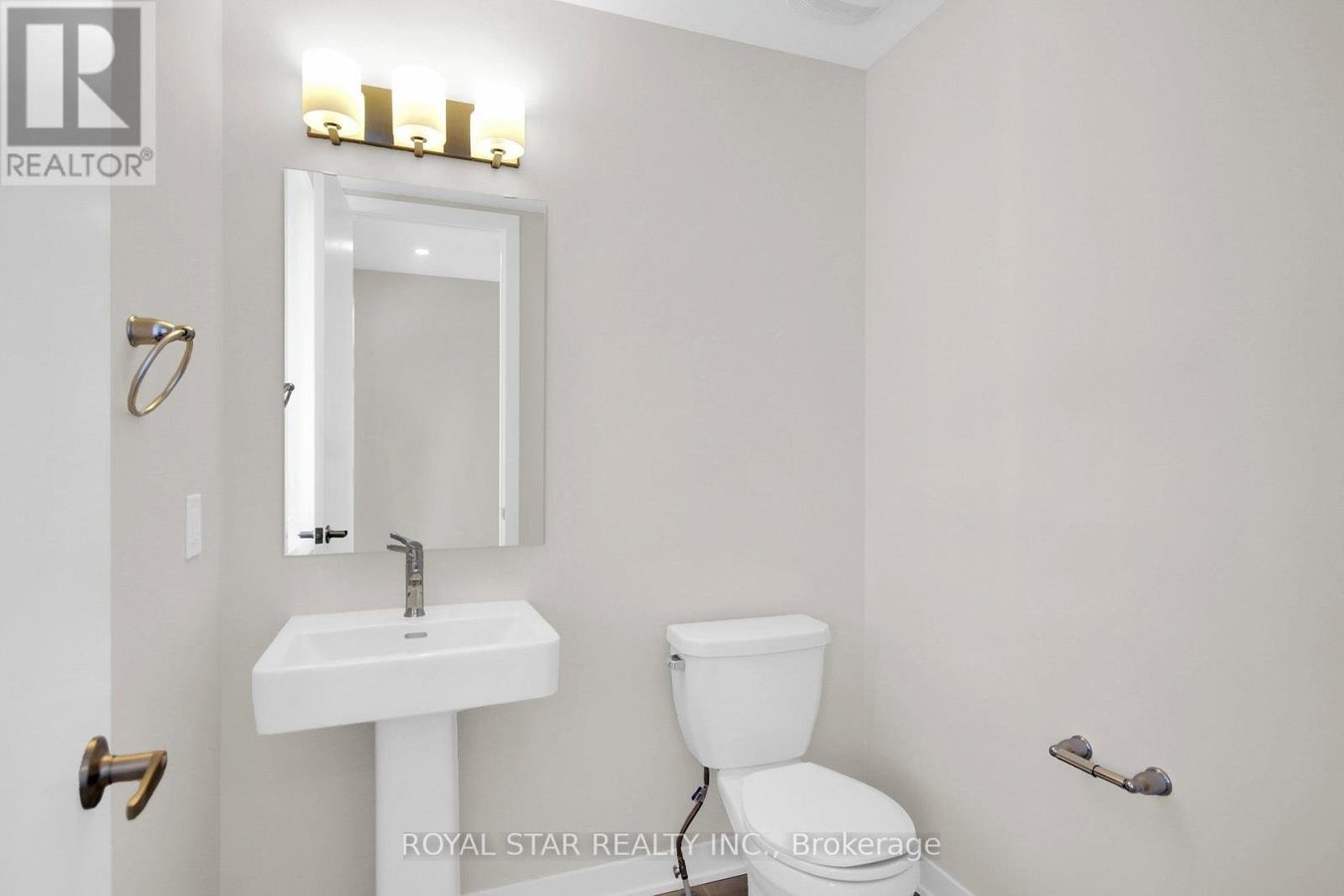 200 BEEBALM CRESCENT N - Photo 14