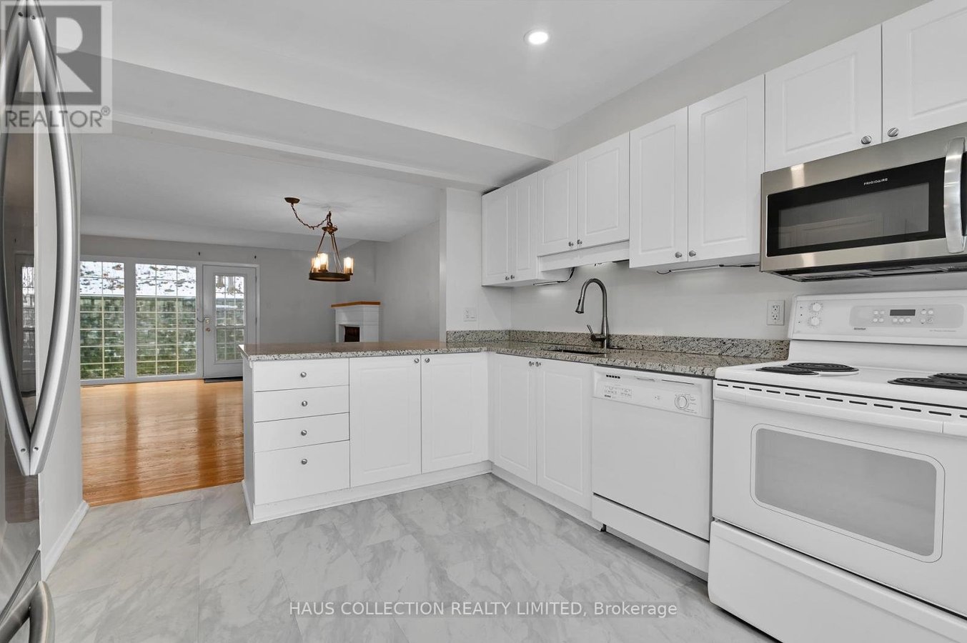 884 WALKLEY ROAD - Photo 13