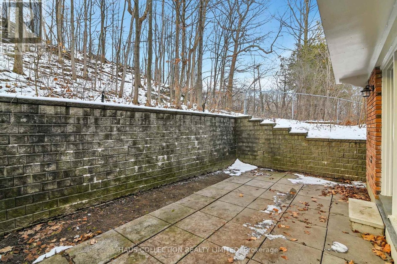 884 WALKLEY ROAD - Photo 17