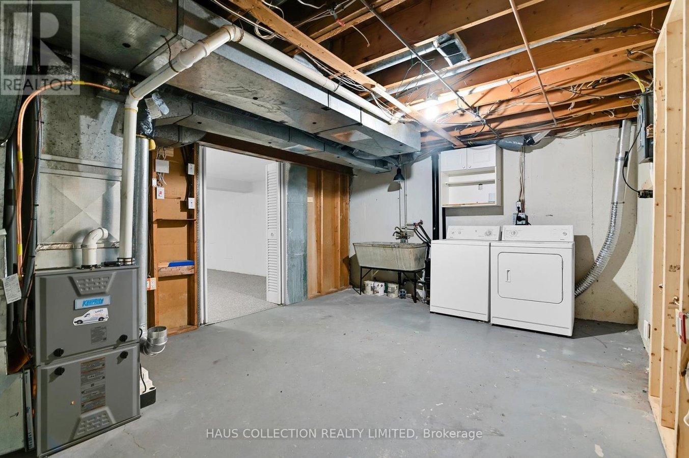 884 WALKLEY ROAD - Photo 34