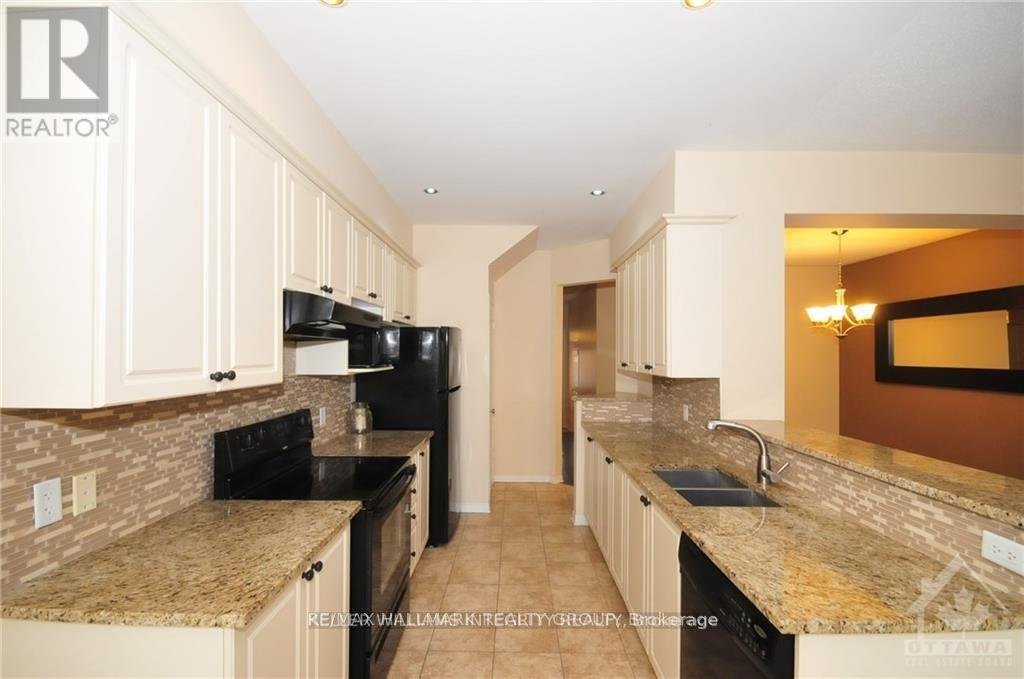 81 HORNCHURCH LANE - Photo 6