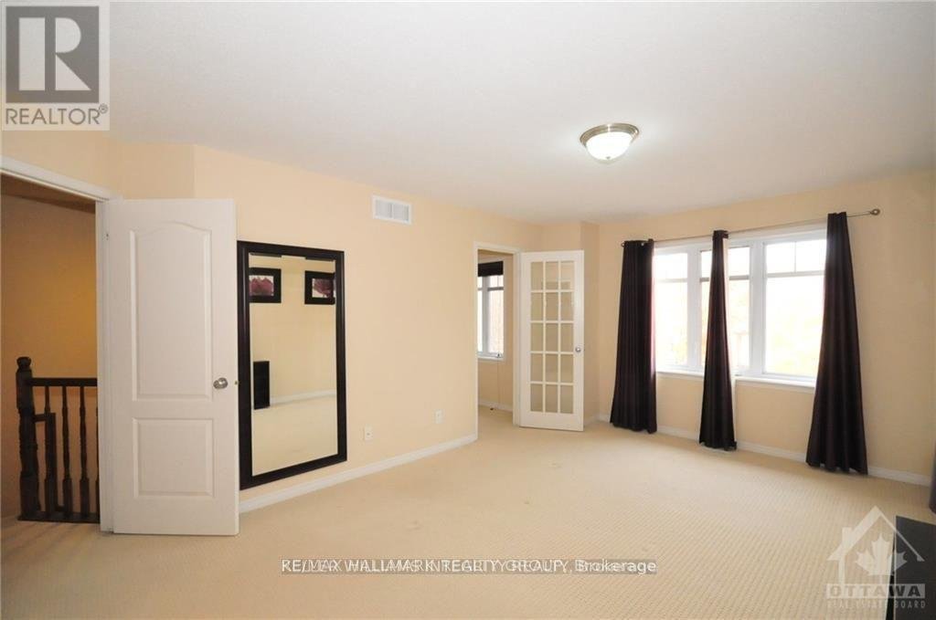 81 HORNCHURCH LANE - Photo 11