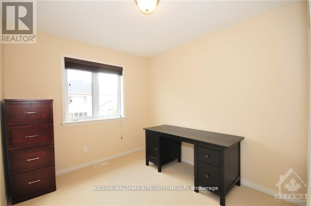 81 HORNCHURCH LANE - Photo 14