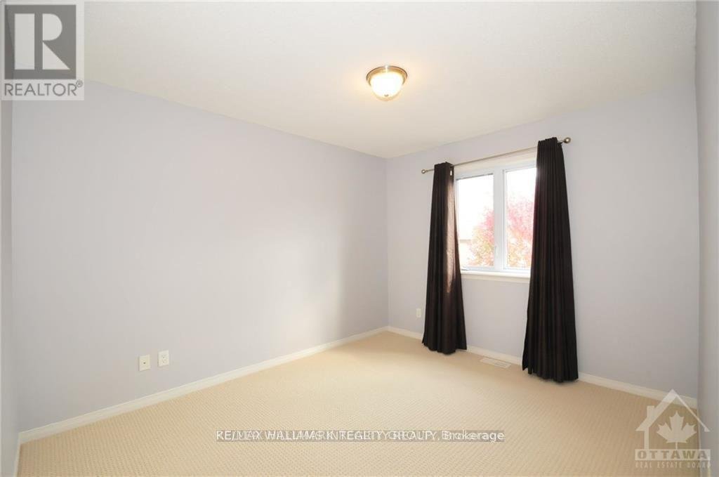 81 HORNCHURCH LANE - Photo 15