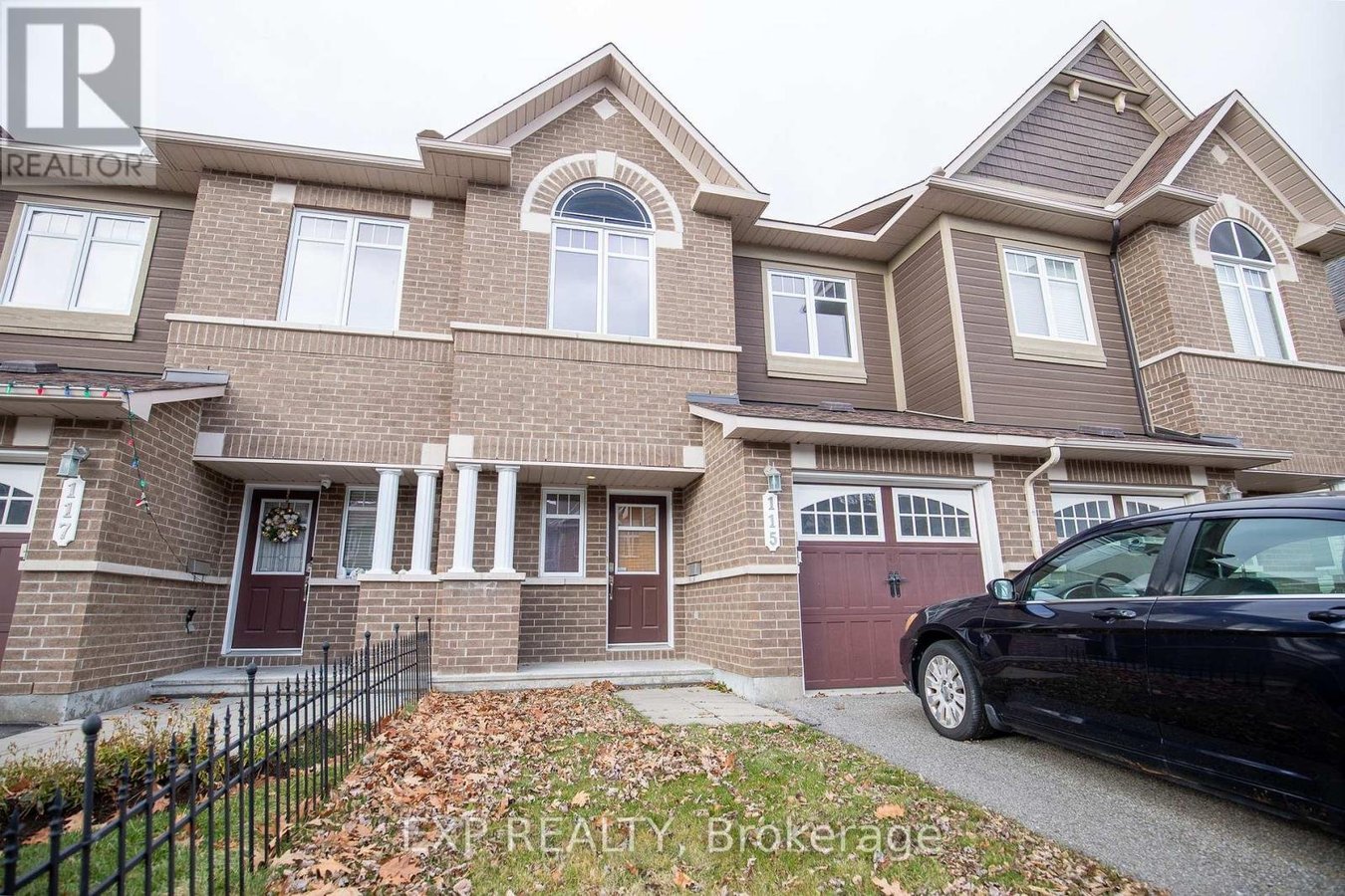 115 GARRITY CRESCENT - Photo 1
