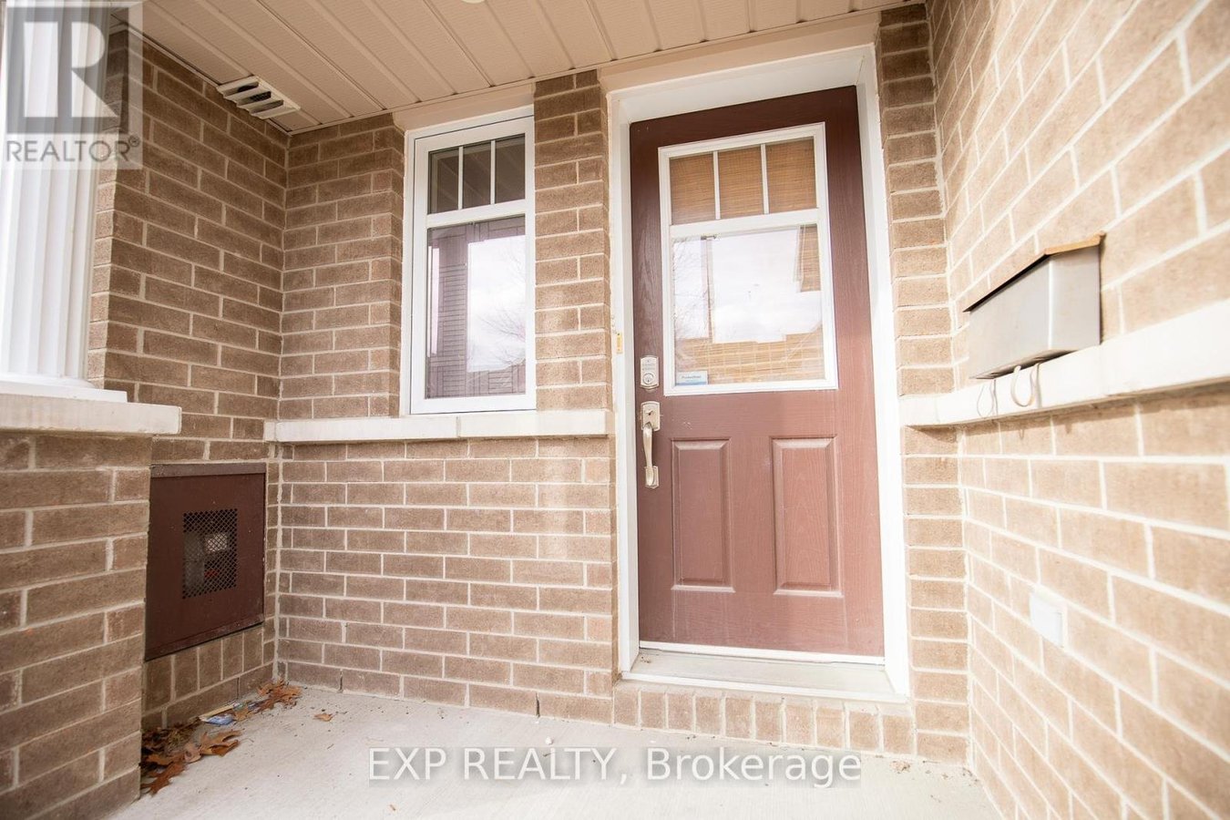 115 GARRITY CRESCENT - Photo 2