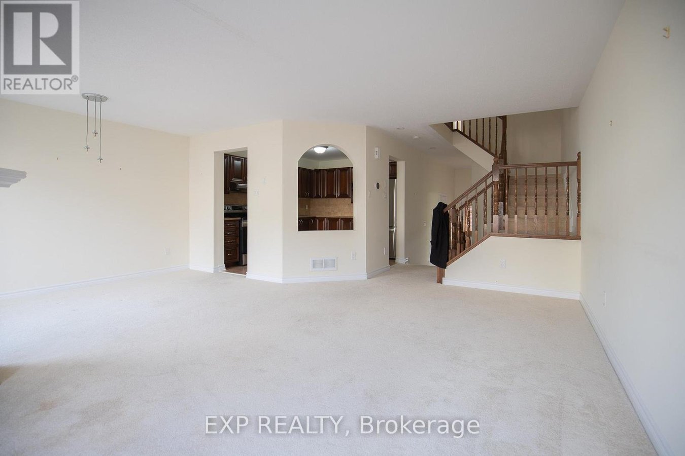 115 GARRITY CRESCENT - Photo 8