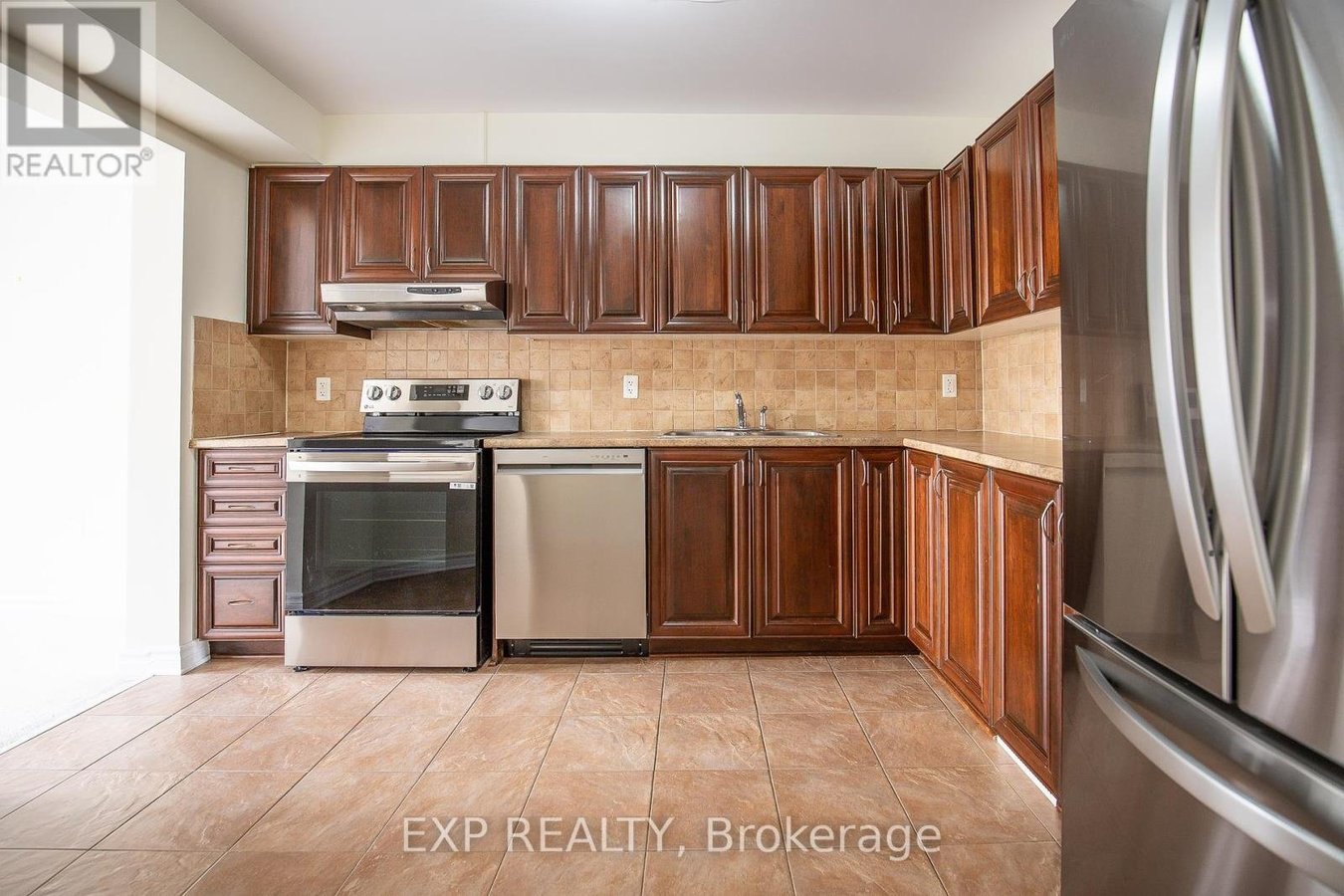 115 GARRITY CRESCENT - Photo 14