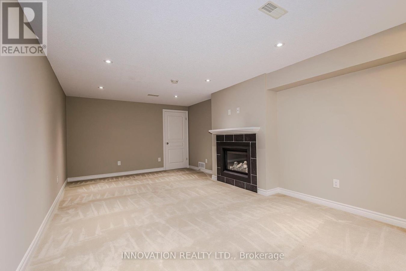 946 FLETCHER CIRCLE - Photo 35
