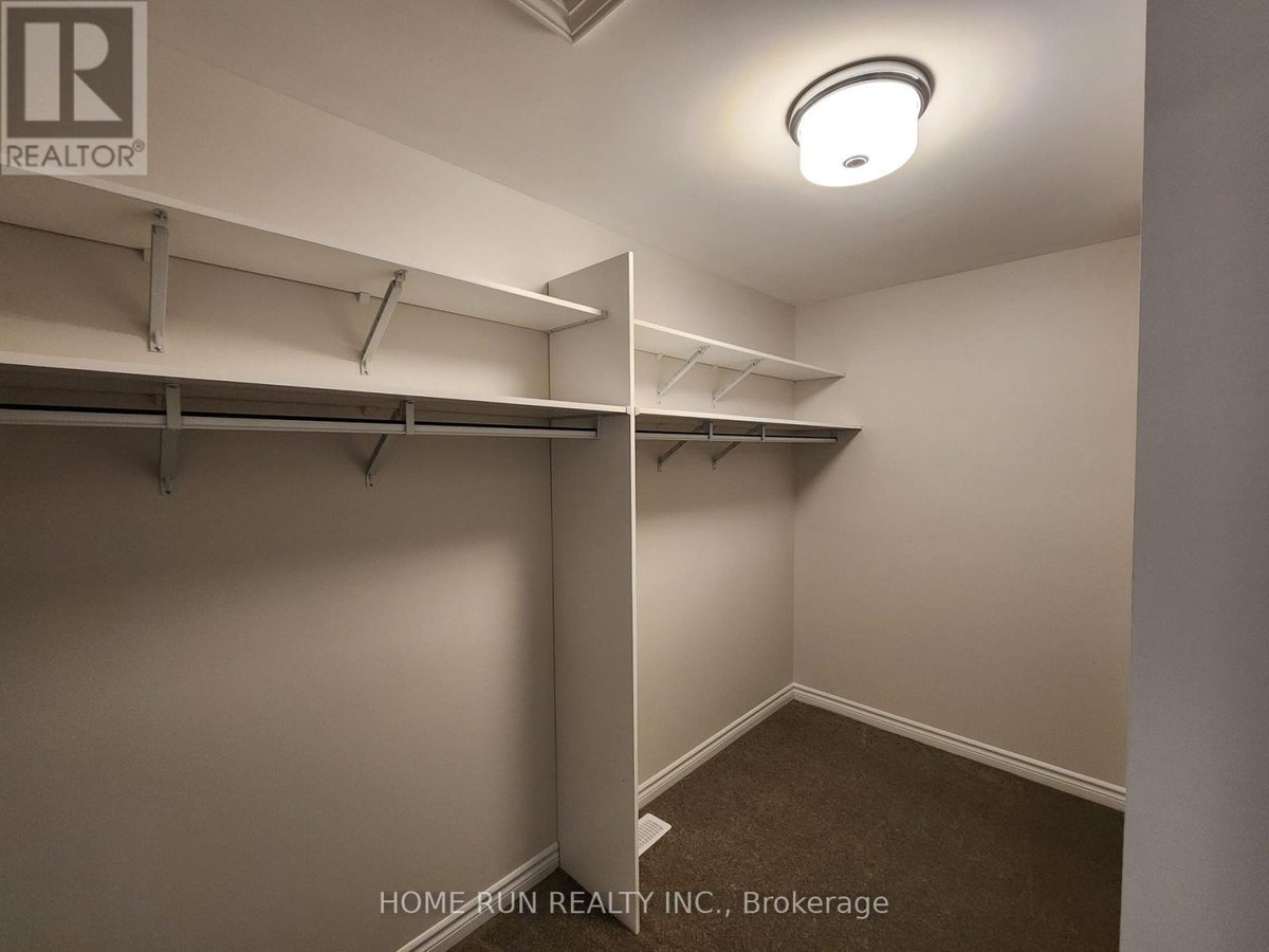 541 SONMARG CRESCENT - Photo 8