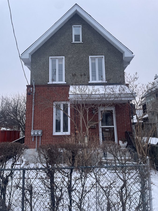 552 Bay Street - Photo 15