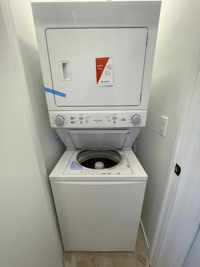 552 Bay Street - Photo 13
