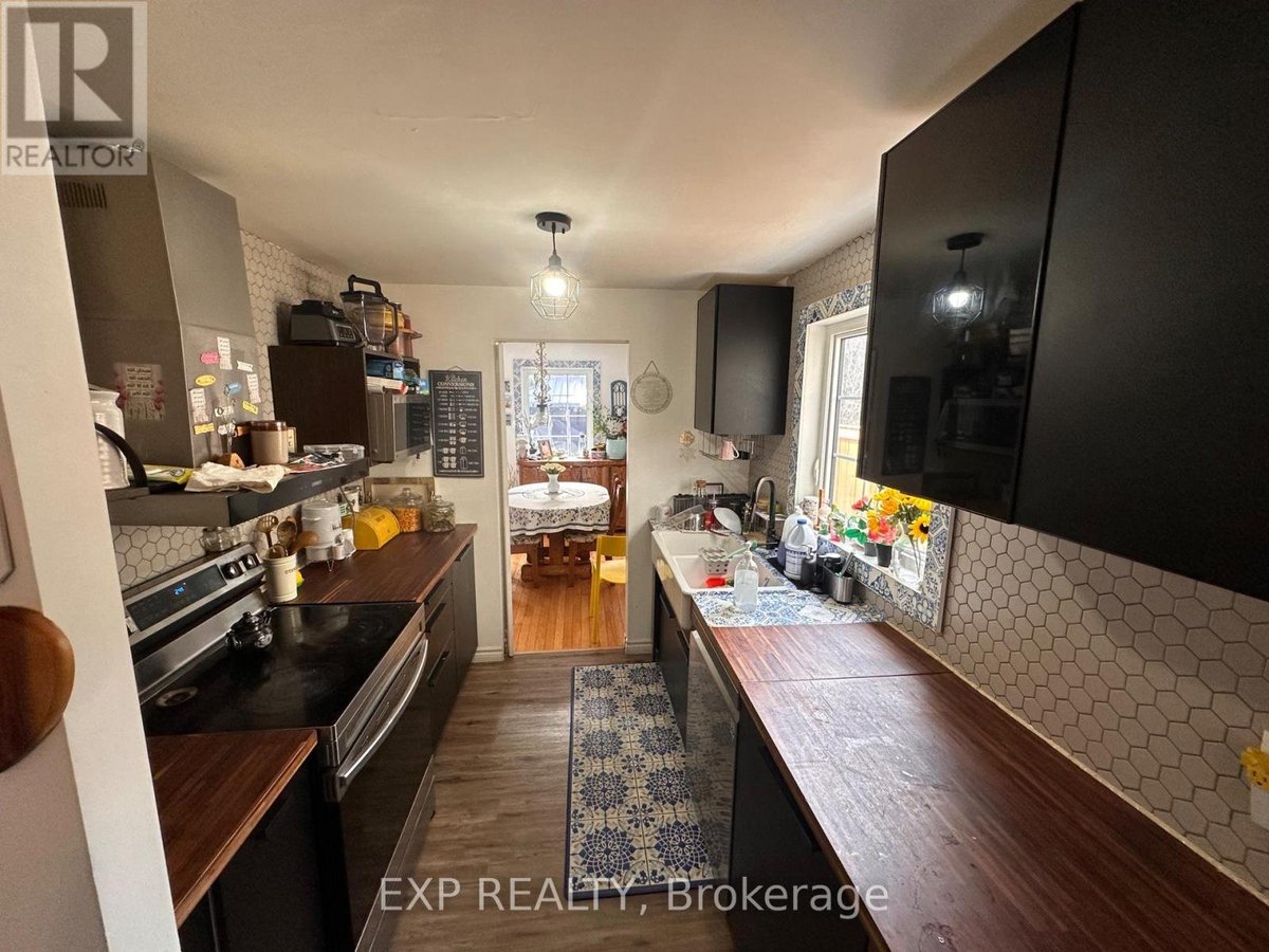 1076 BARWELL AVENUE - Photo 4