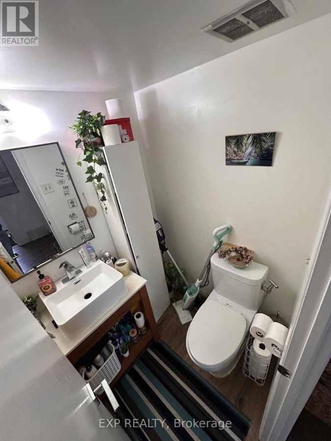 1076 BARWELL AVENUE - Photo 6