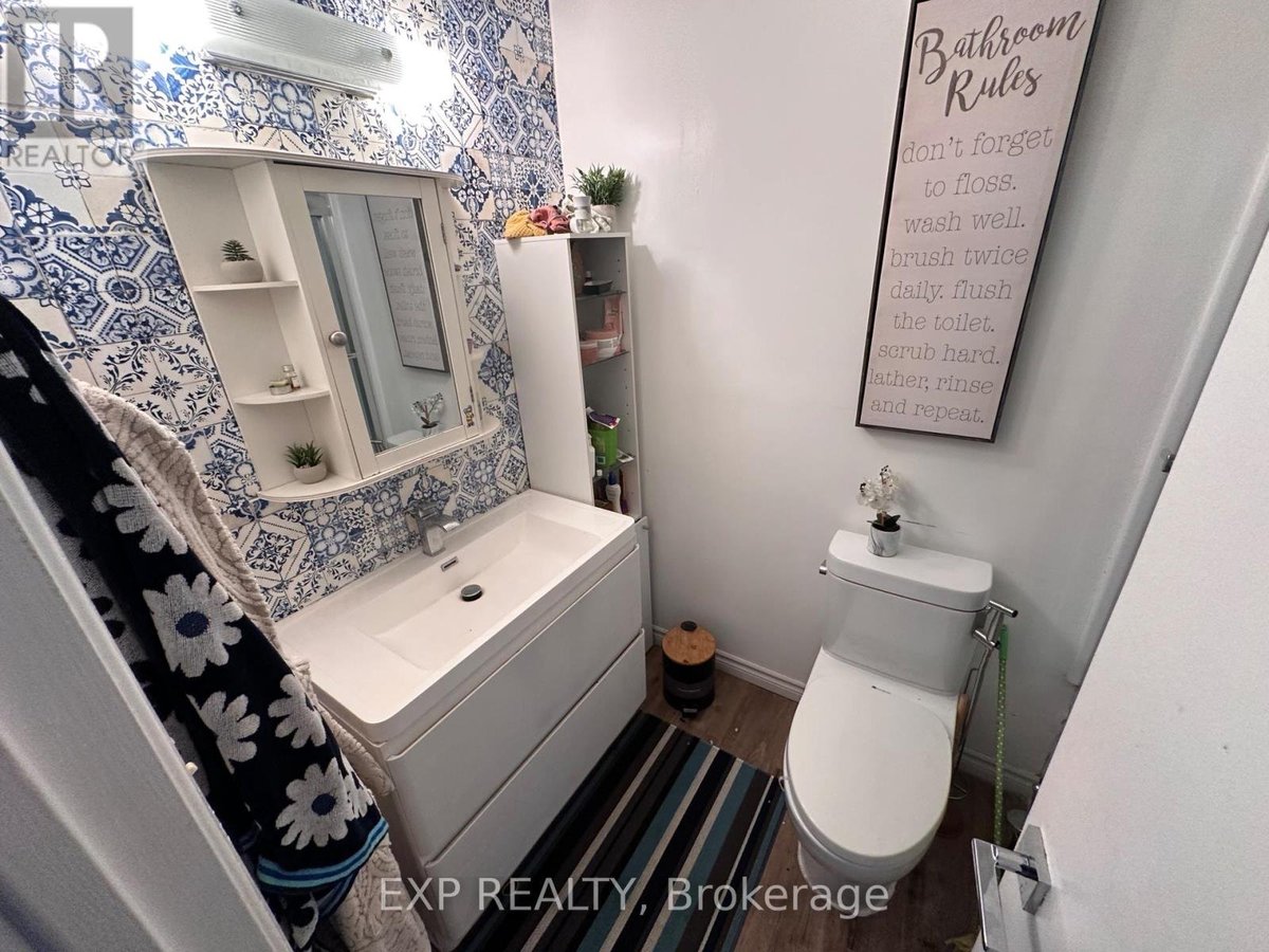 1076 BARWELL AVENUE - Photo 9