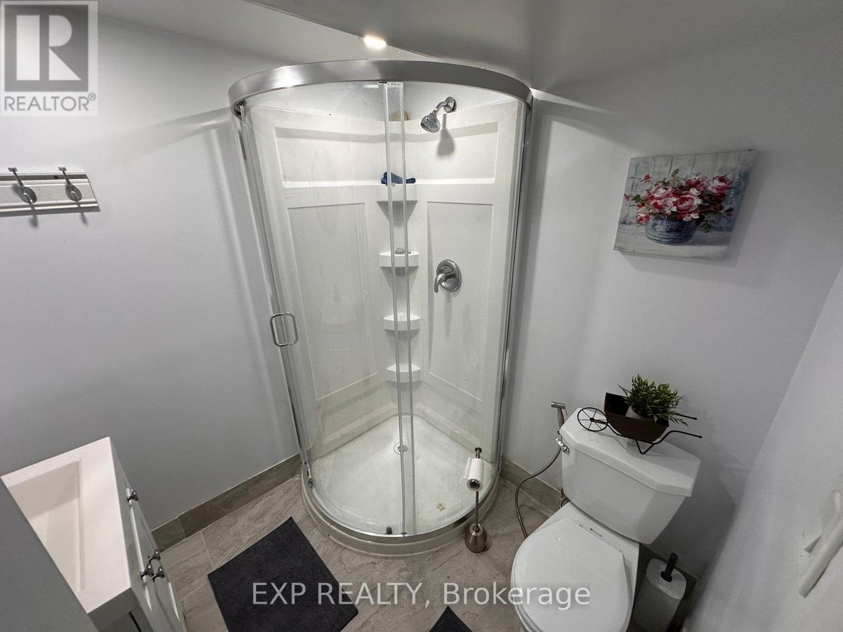 1076 BARWELL AVENUE - Photo 11