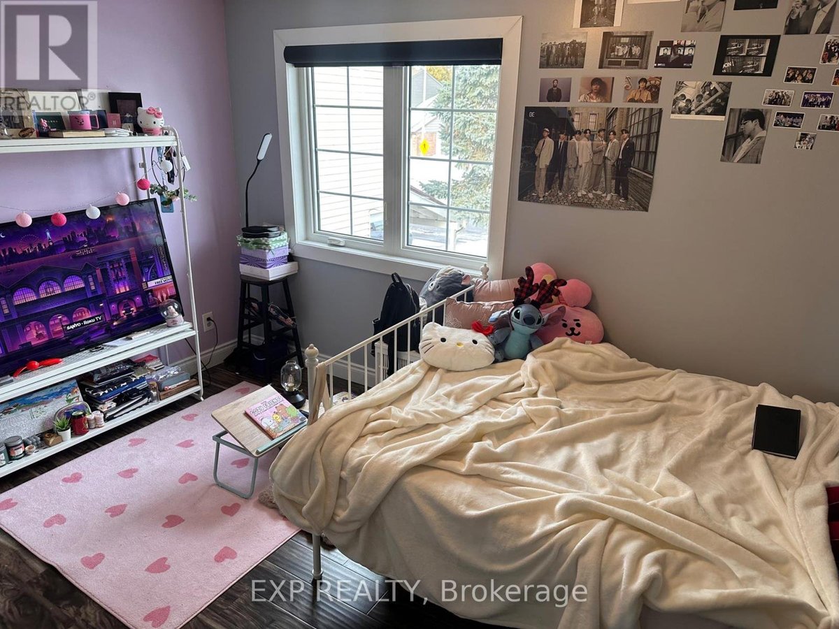 1076 BARWELL AVENUE - Photo 12