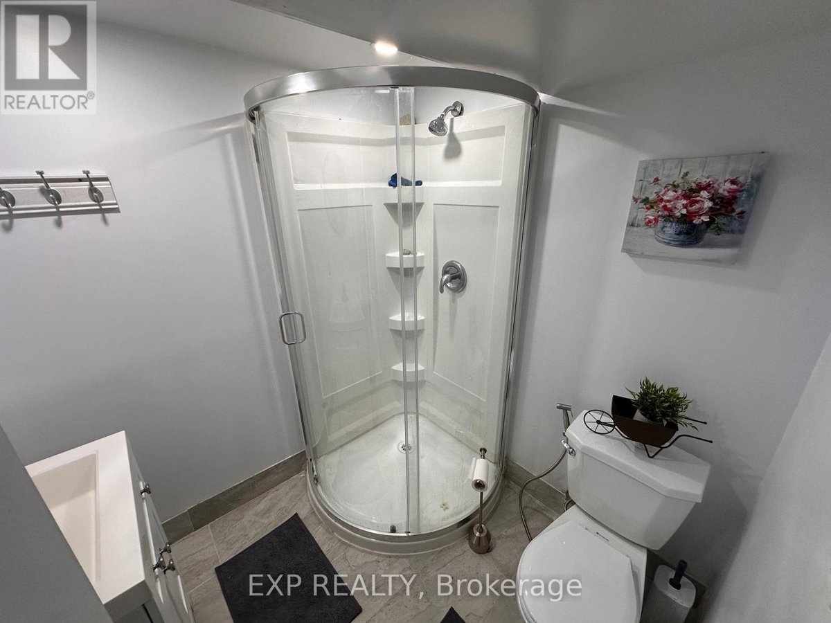 1076 BARWELL AVENUE - Photo 17