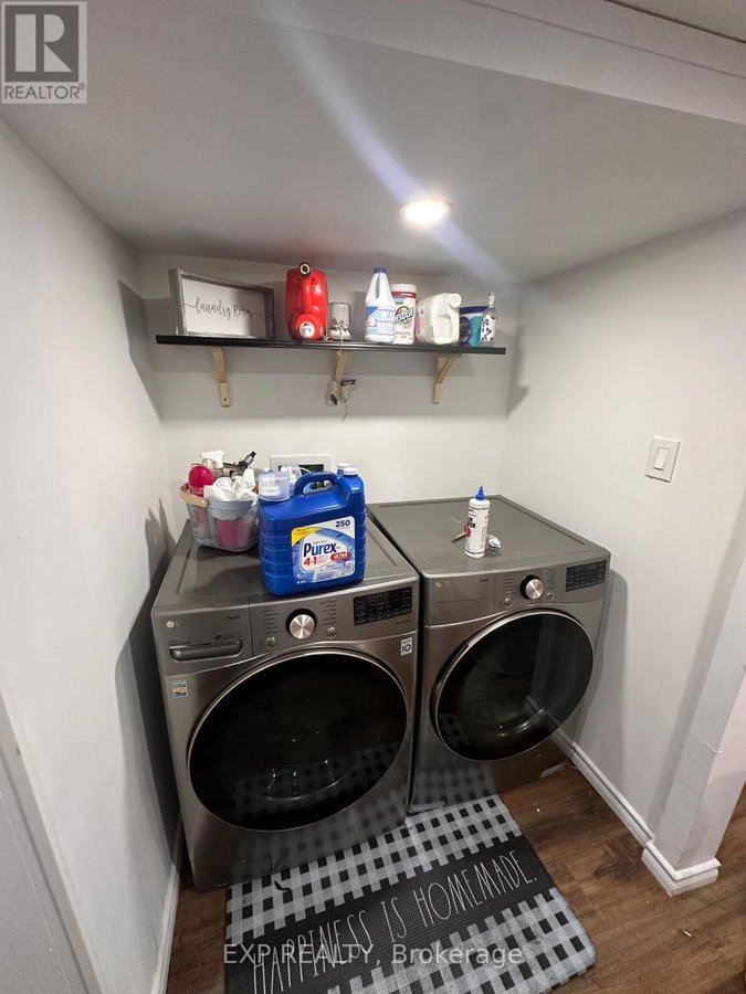 1076 BARWELL AVENUE - Photo 18