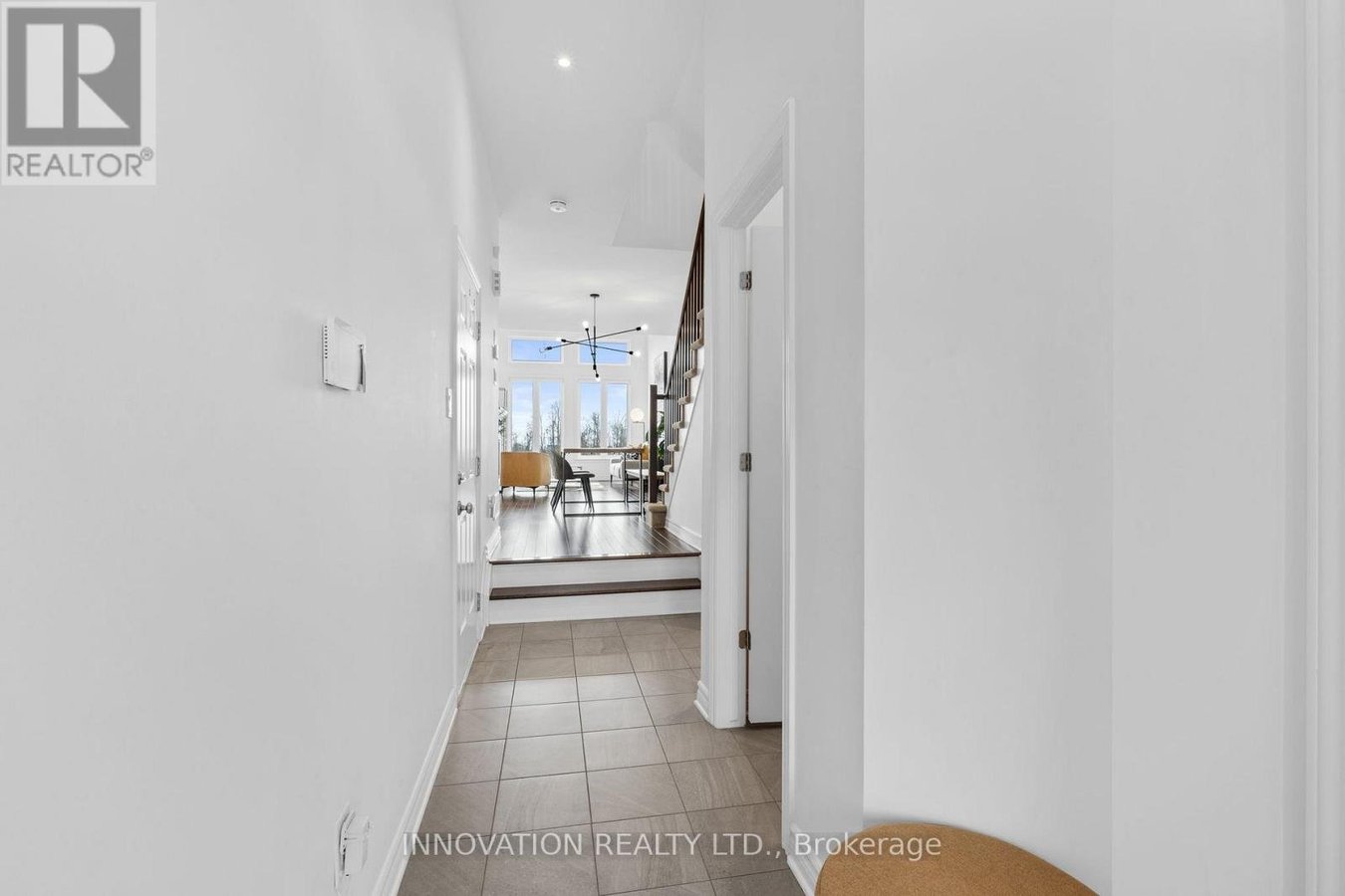 717 PUTNEY CRESCENT - Photo 4