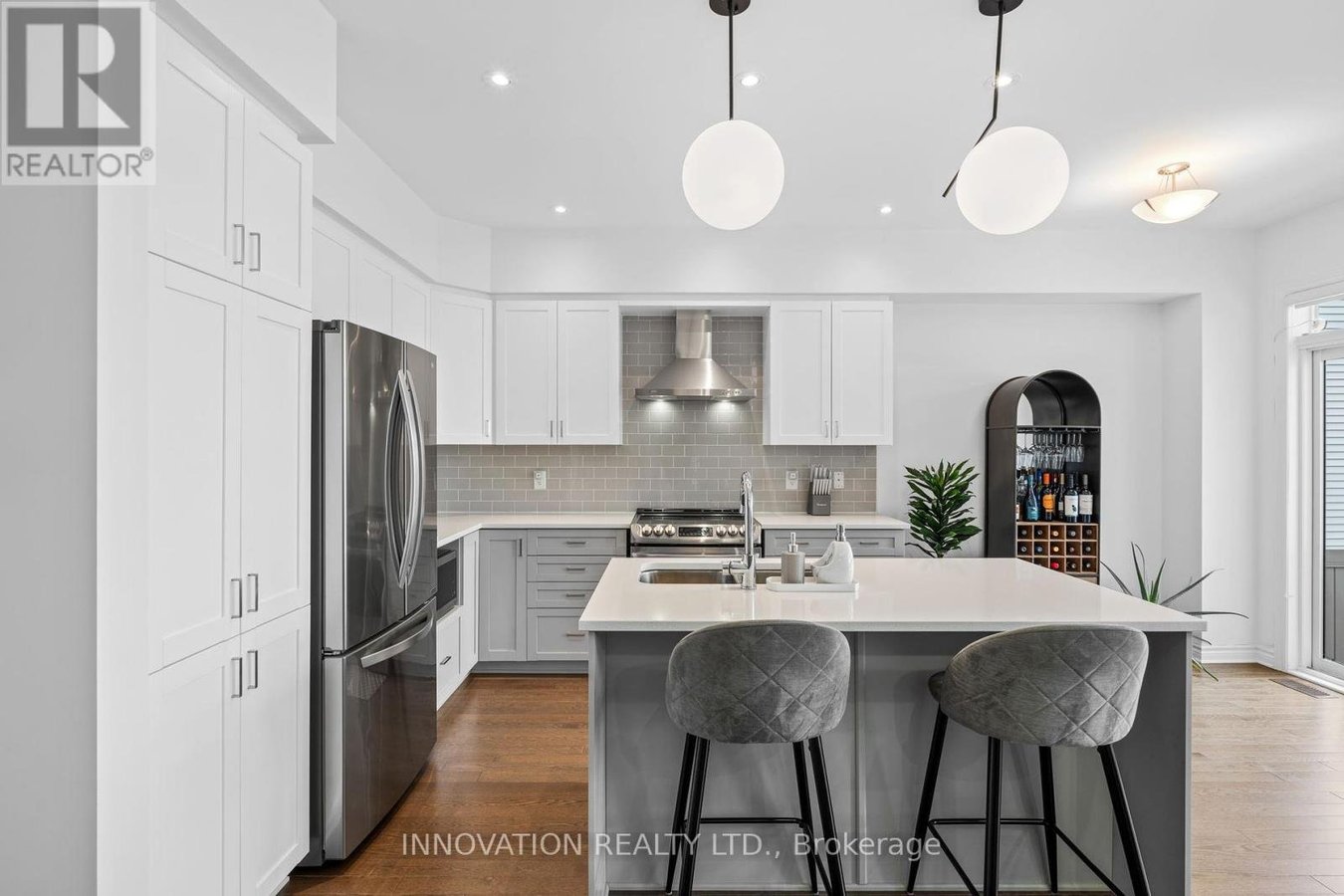 717 PUTNEY CRESCENT - Photo 8