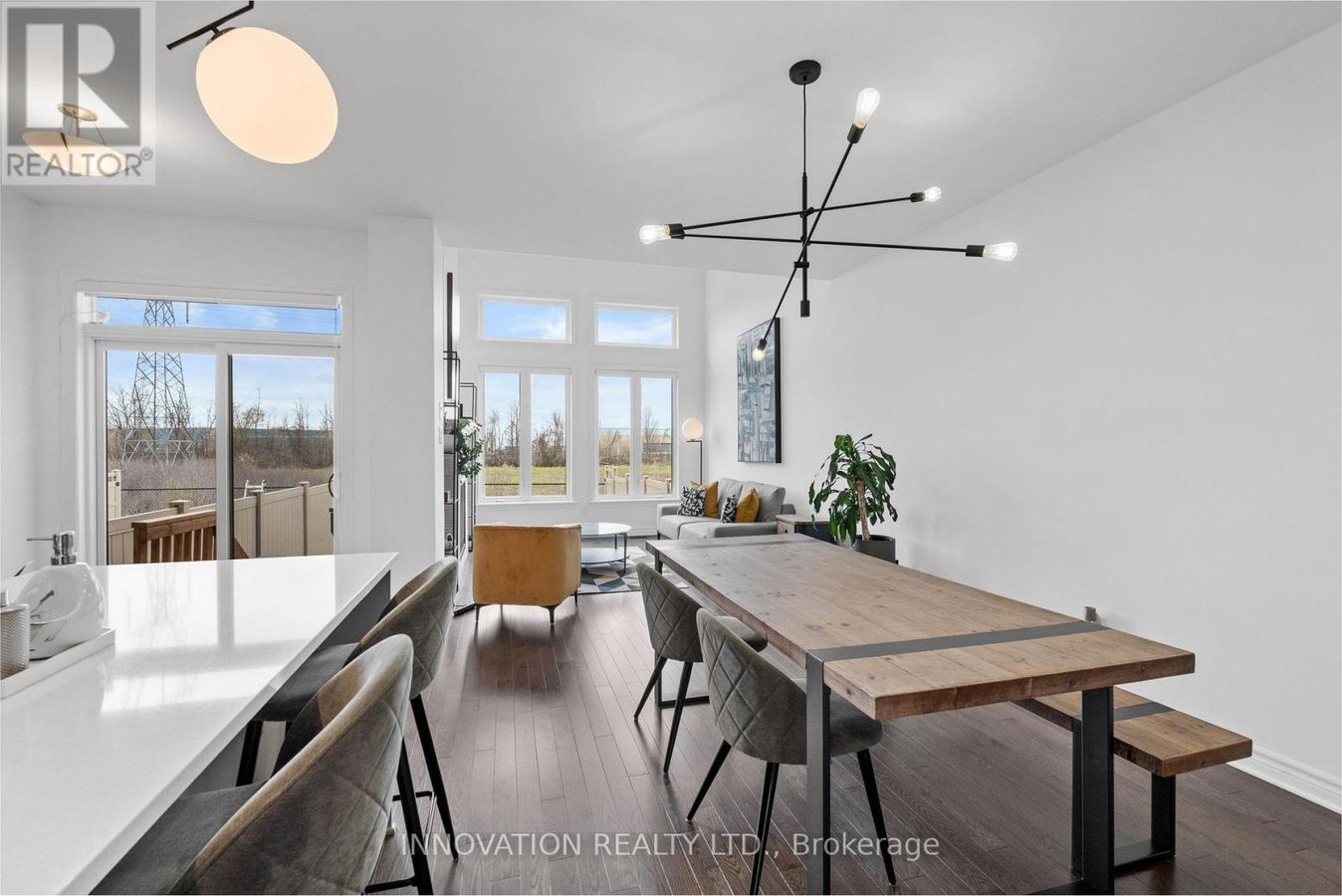 717 PUTNEY CRESCENT - Photo 12