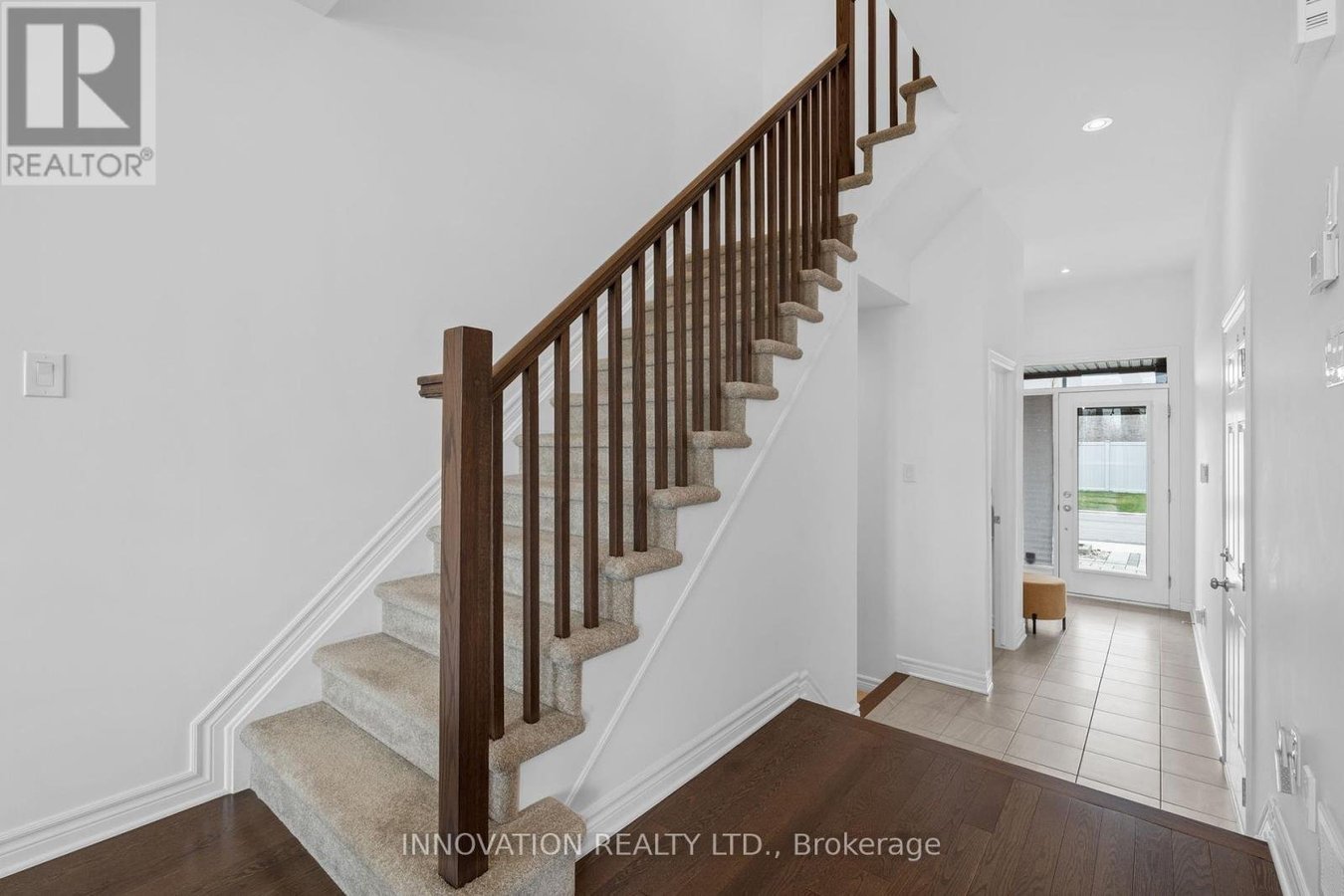 717 PUTNEY CRESCENT - Photo 15