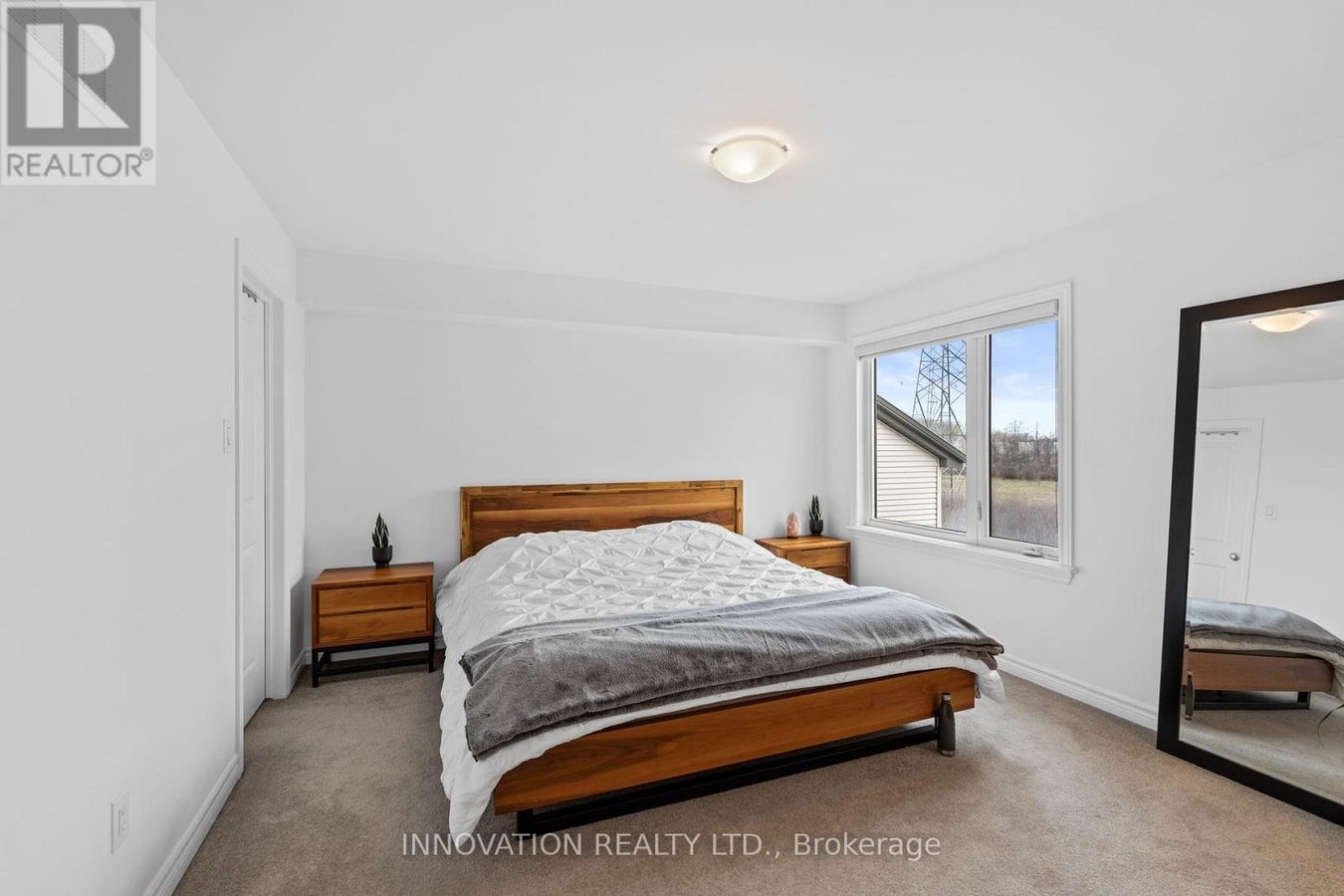 717 PUTNEY CRESCENT - Photo 17