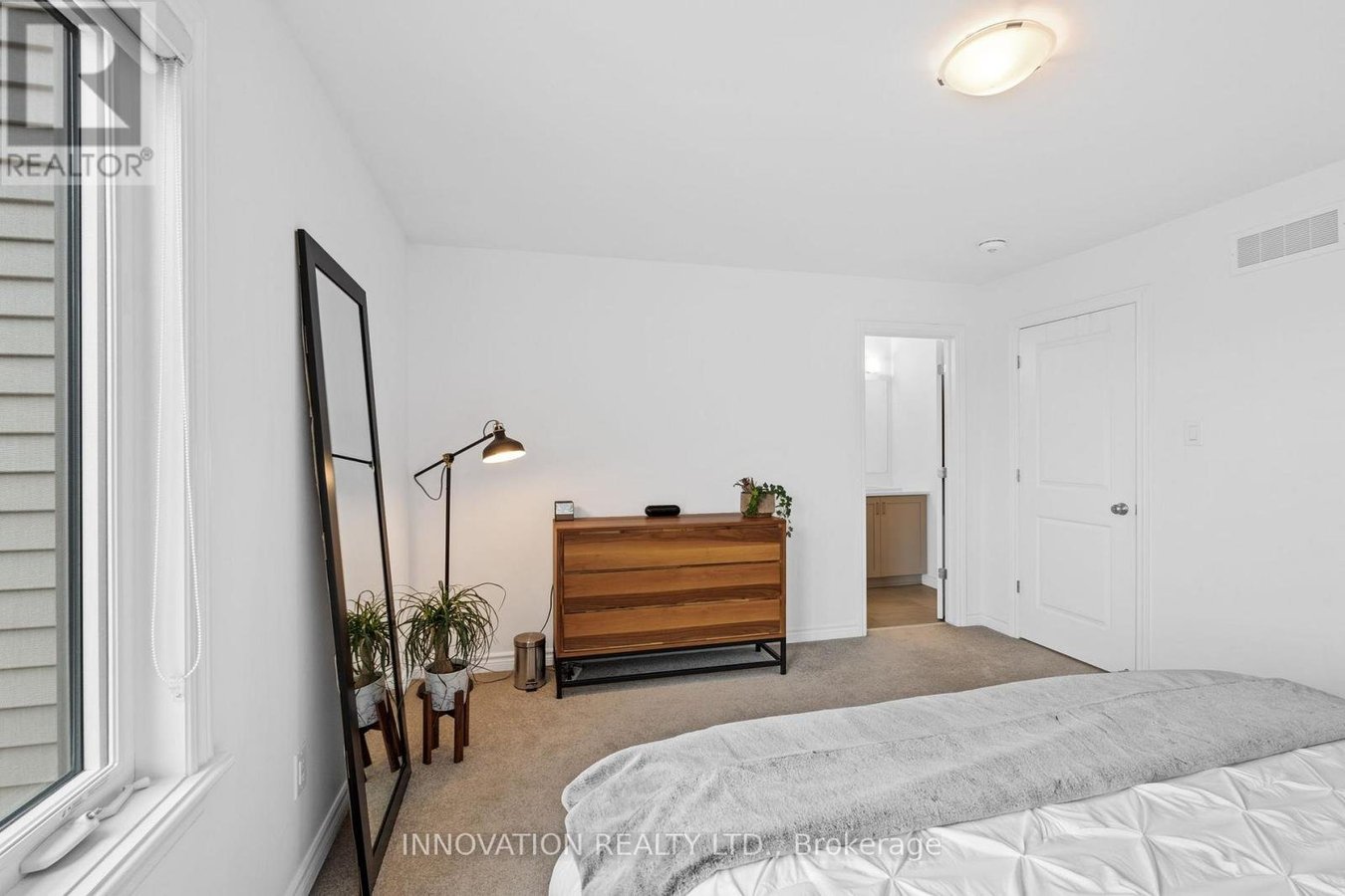 717 PUTNEY CRESCENT - Photo 18