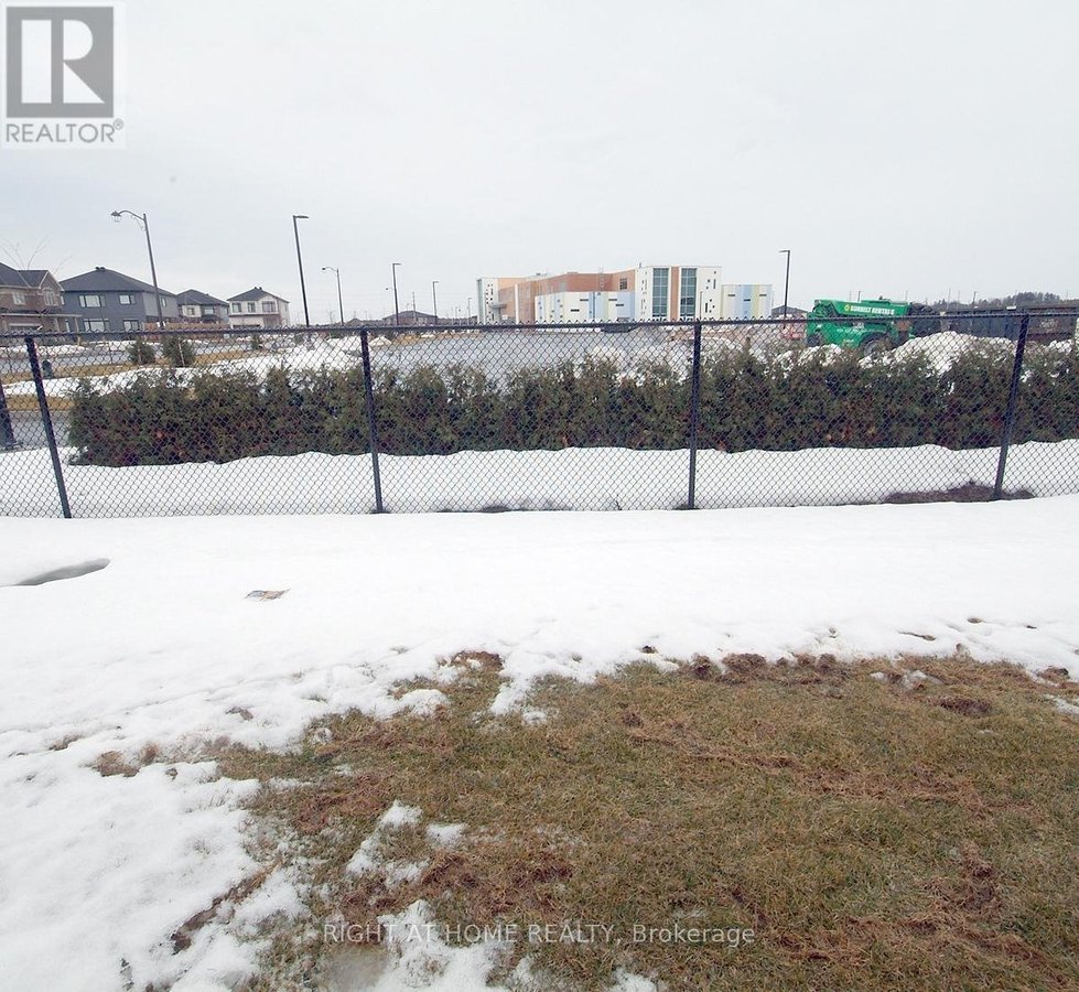 205 FINSBURY AVENUE - Photo 17