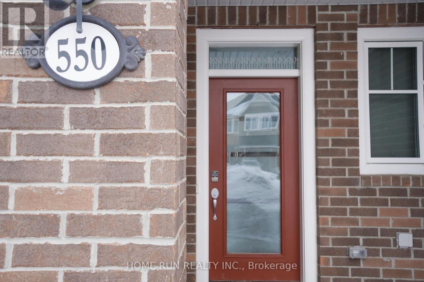 550 JACKDAW AVENUE - Photo 2