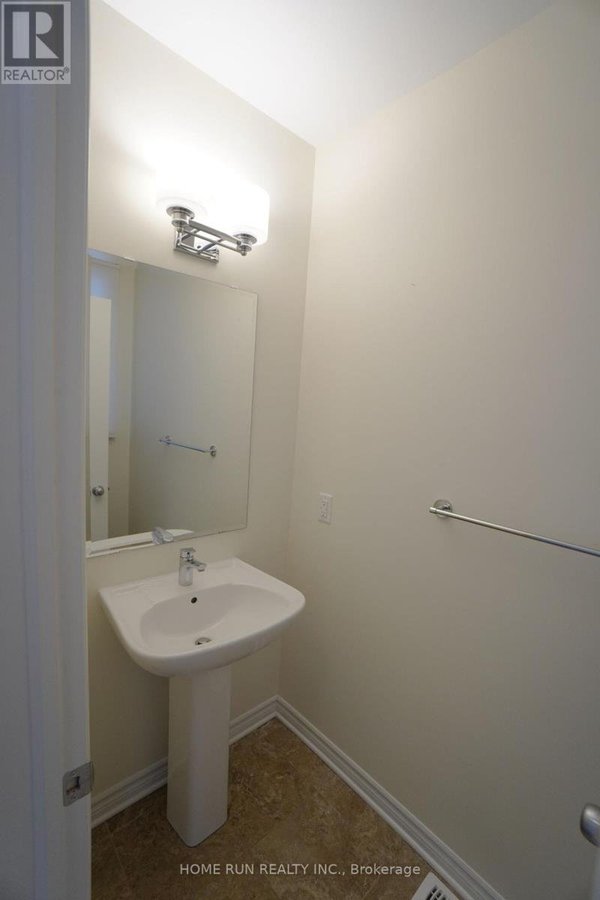 550 JACKDAW AVENUE - Photo 4