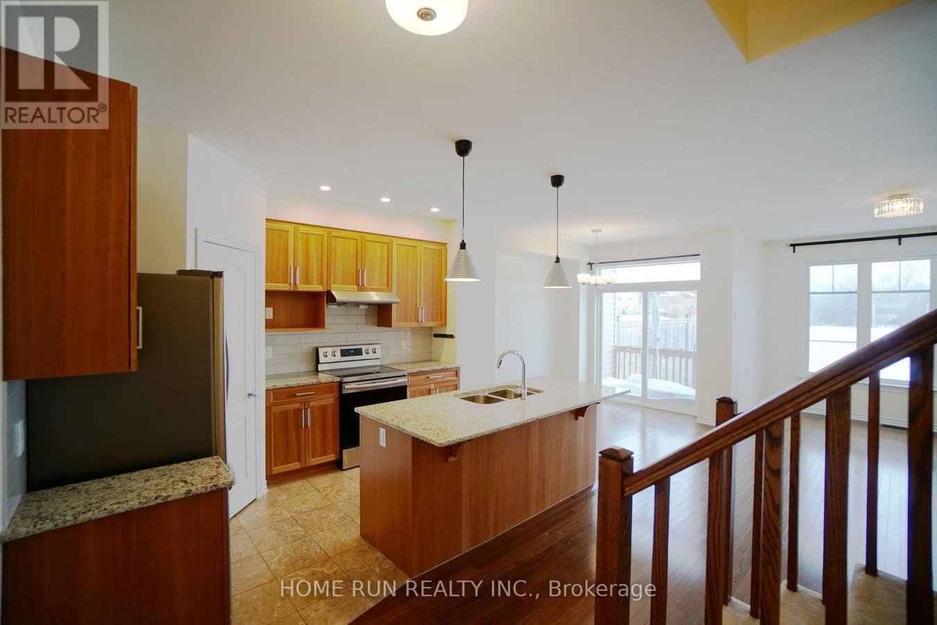 550 JACKDAW AVENUE - Photo 7