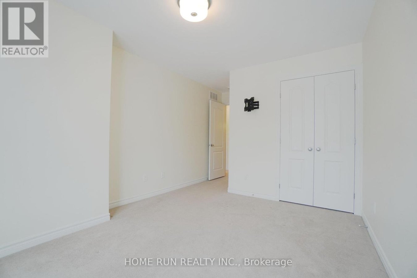 550 JACKDAW AVENUE - Photo 18