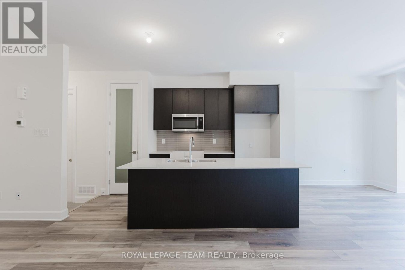 127 SUCCESSION COURT - Photo 9