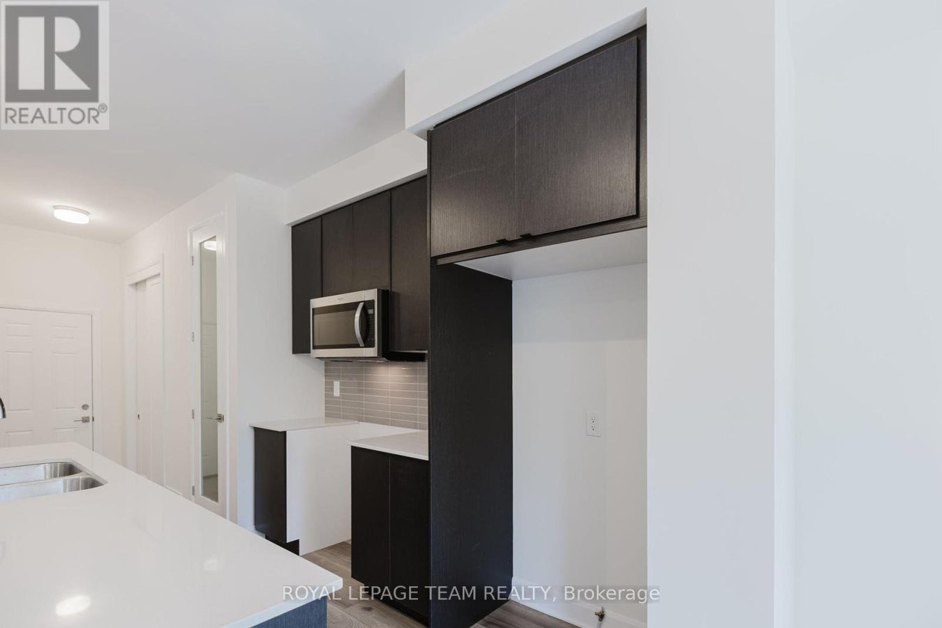 127 SUCCESSION COURT - Photo 12