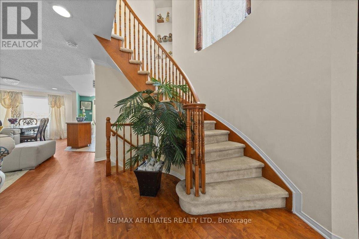 2070 LISKA STREET - Photo 5