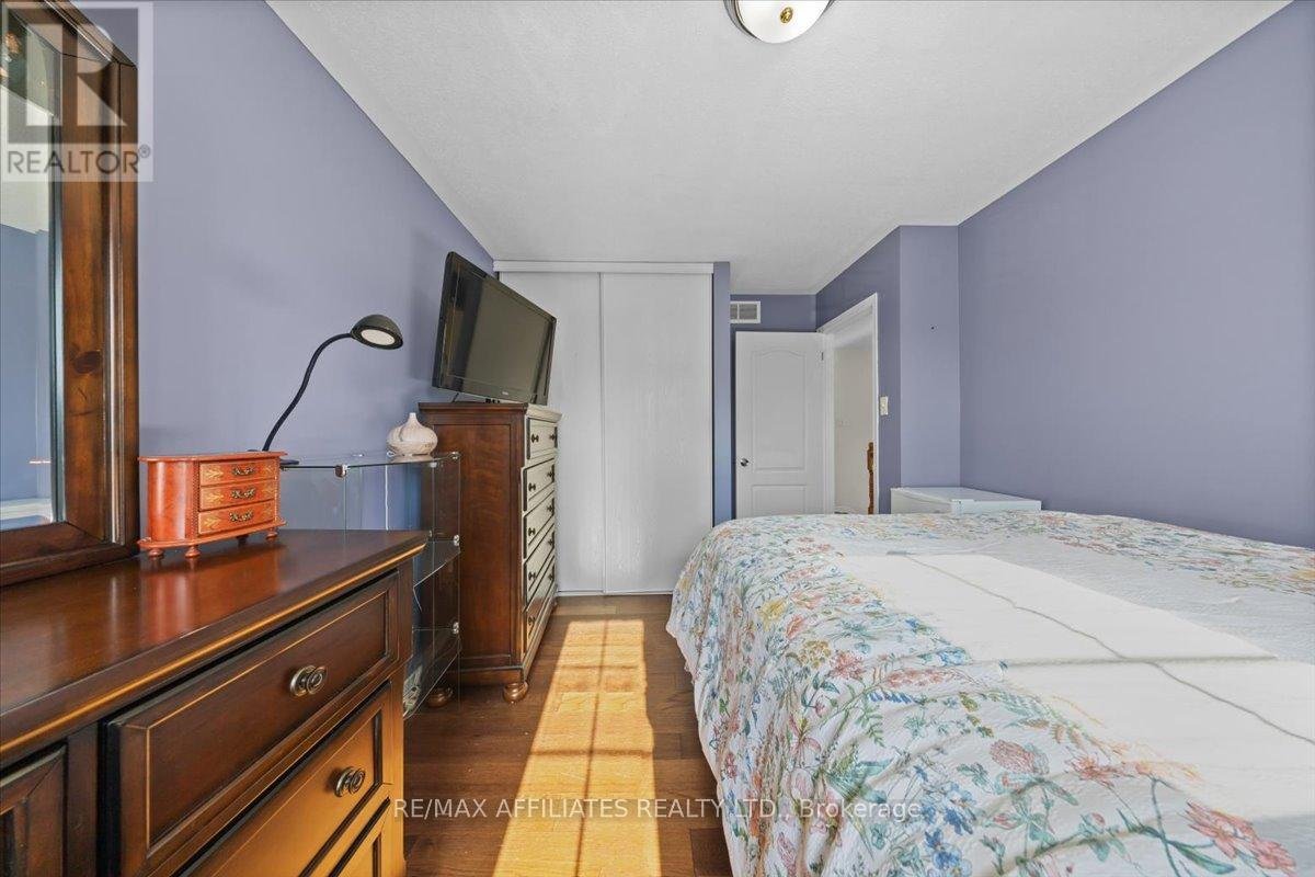 2070 LISKA STREET - Photo 18