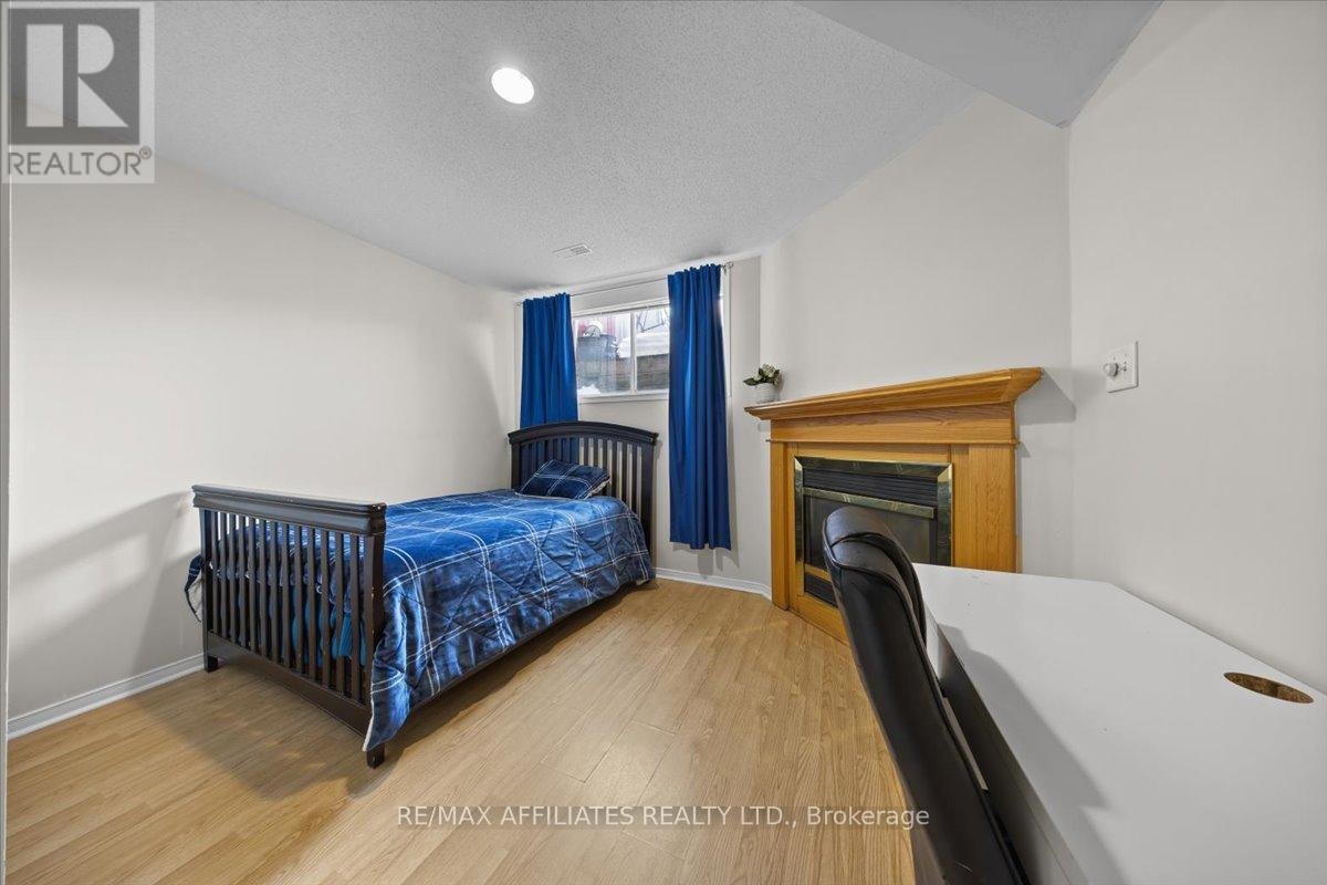 2070 LISKA STREET - Photo 21