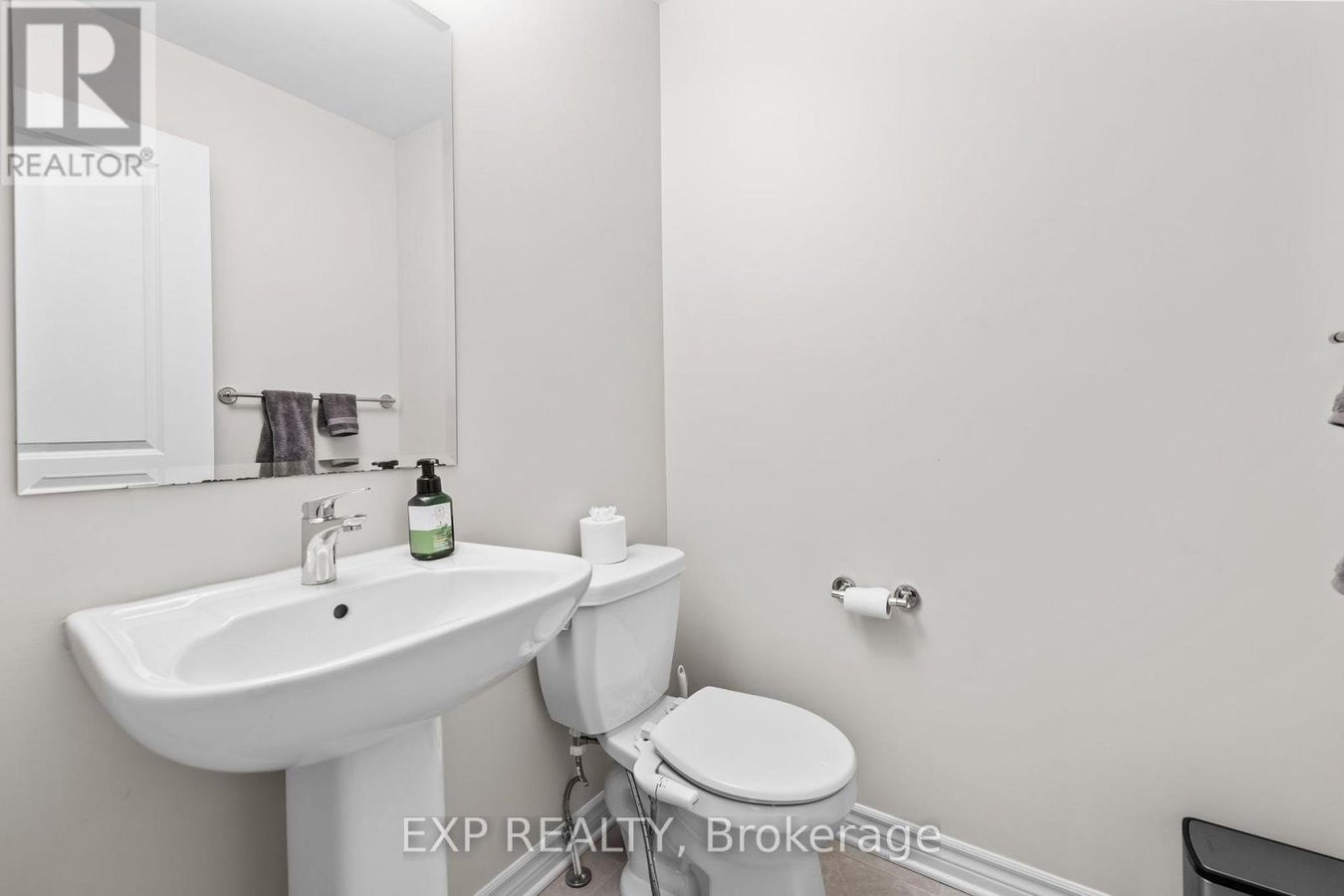 389 BARRETT FARM DRIVE - Photo 7