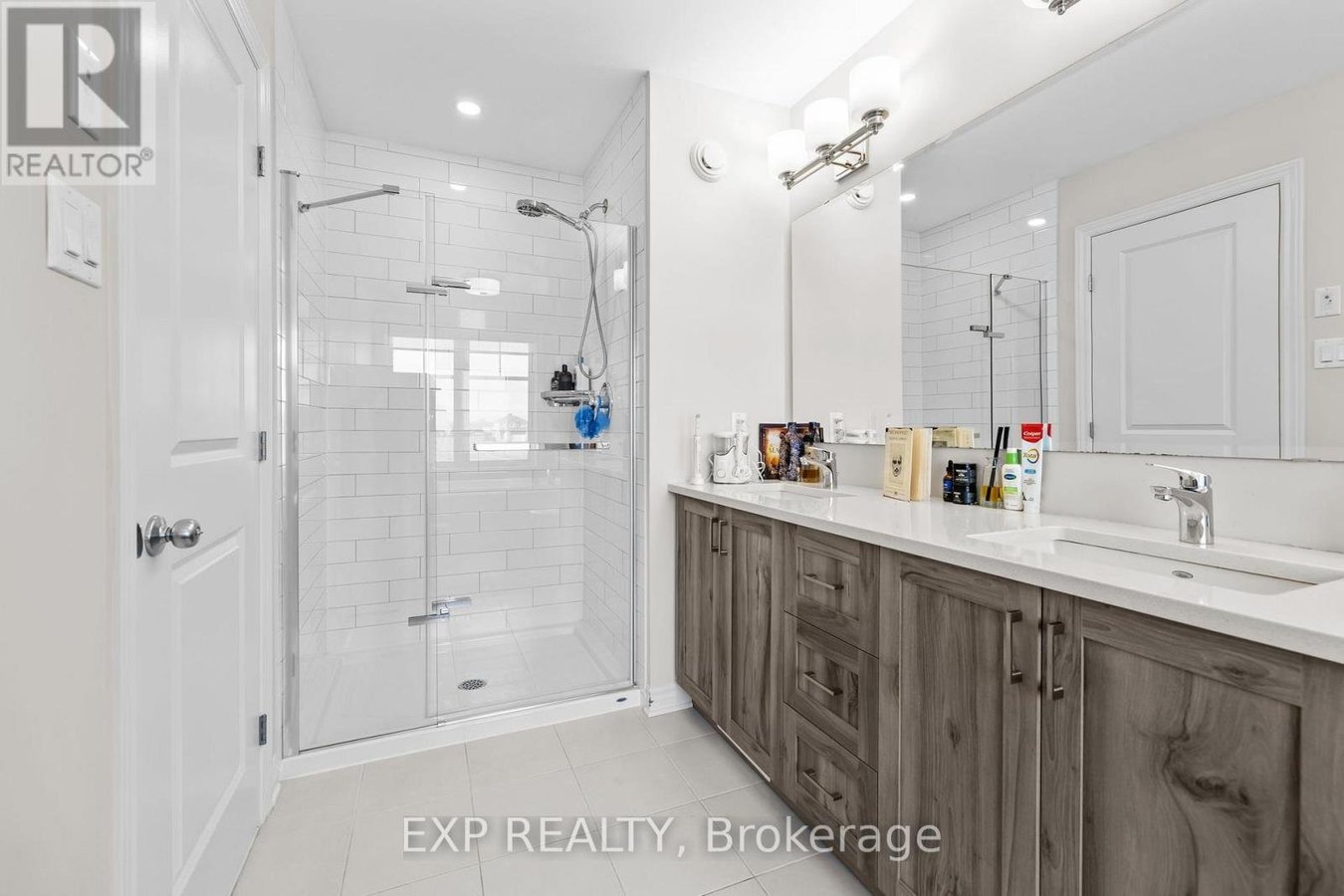 389 BARRETT FARM DRIVE - Photo 13
