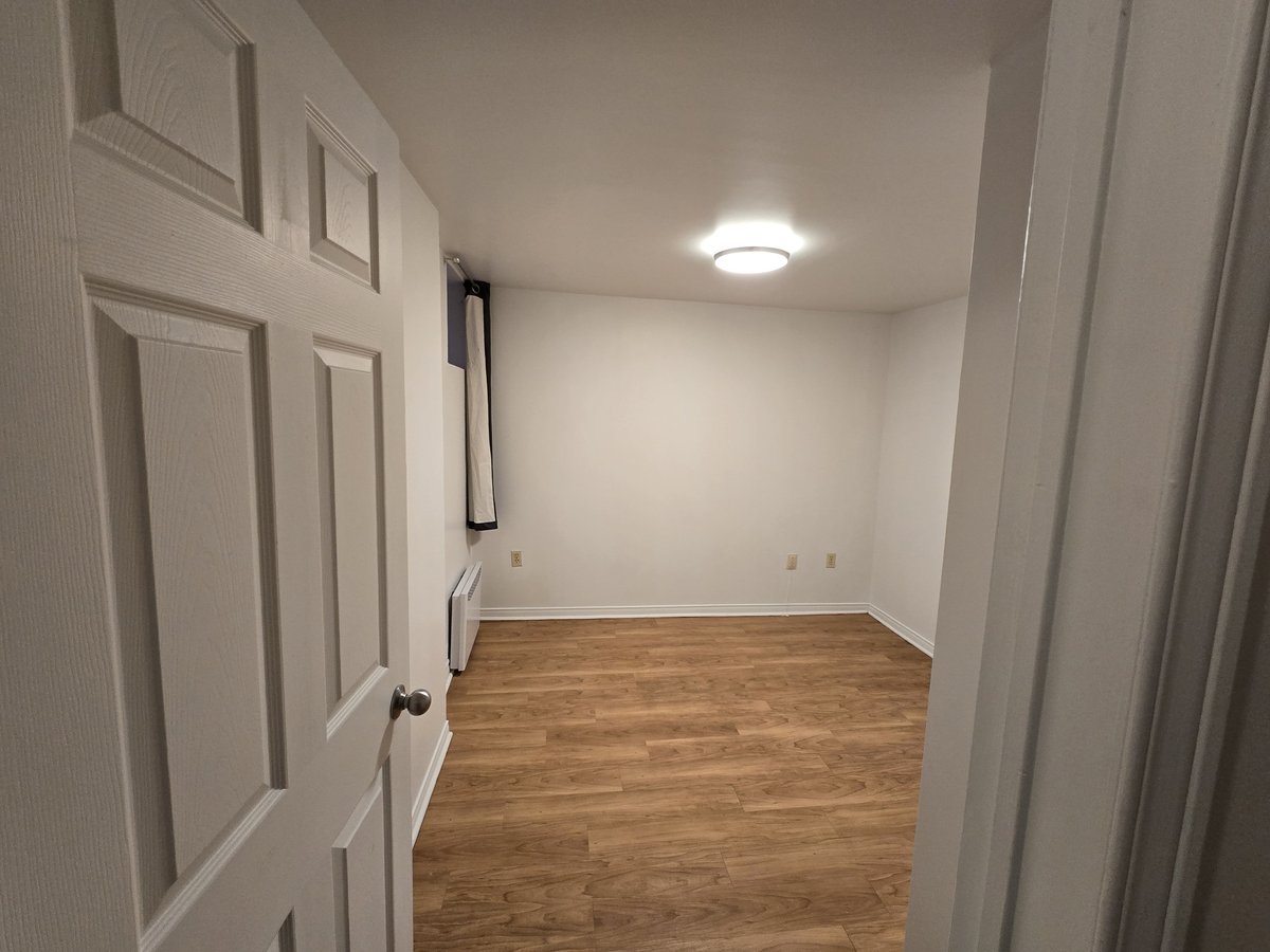 235 Laurier Avenue East - Photo 5