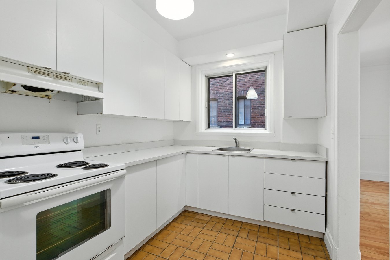 1235 Avenue Bernard - Photo 2